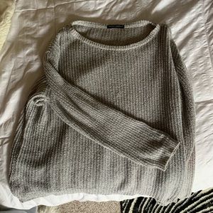 Brandy Melville sweater